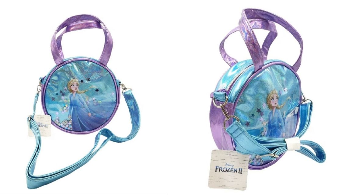 15 Tas Anak Perempuan untuk Jalan-Jalan yang Lucu & Praktis Bikin Si Kecil Makin Stylish 22 Tas Anak Perempuan untuk Jalan Jalan (6)