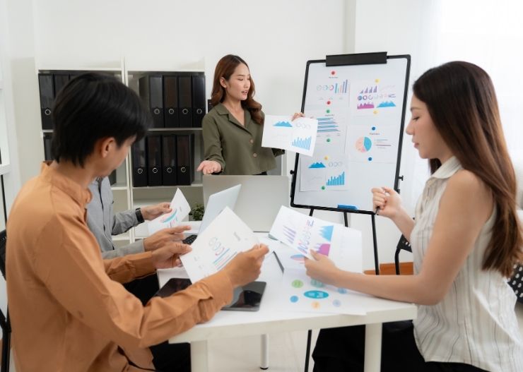 8 Contoh Sambutan Pembukaan Meeting Online & Offline 12 contoh sambutan meeting tim internal singkat