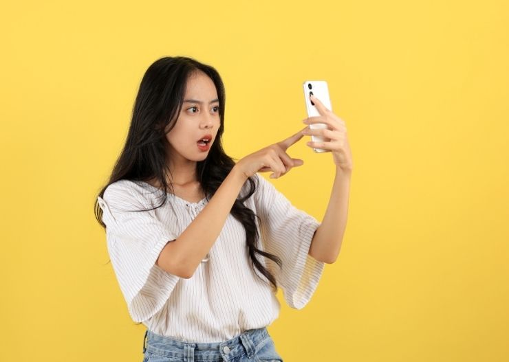 Berapa Lama Orang Indonesia Menggunakan HP dalam Sehari? Ini Gambarannya! 11 apa yang orang indonesia lakukan lewat hp