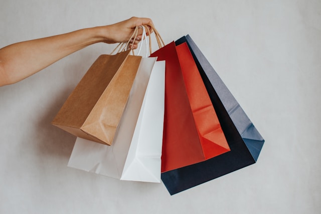 Doom Spending, Kebiasaan Finansial yang Bisa Buat Keuangan Babak Belur! 12 doom spending vs impulsive buying