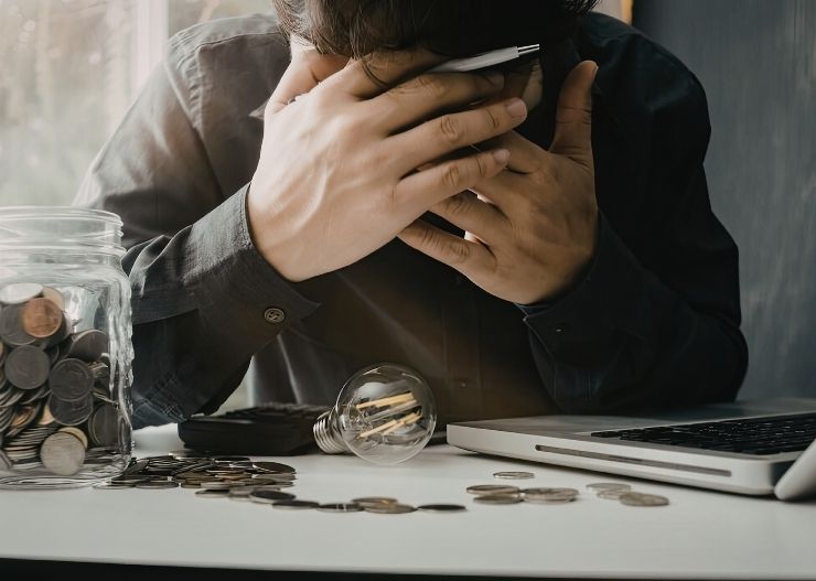 Money Dysmorphia: Rasa Kekurangan Meski Finansial Aman 10 pengalaman finansial