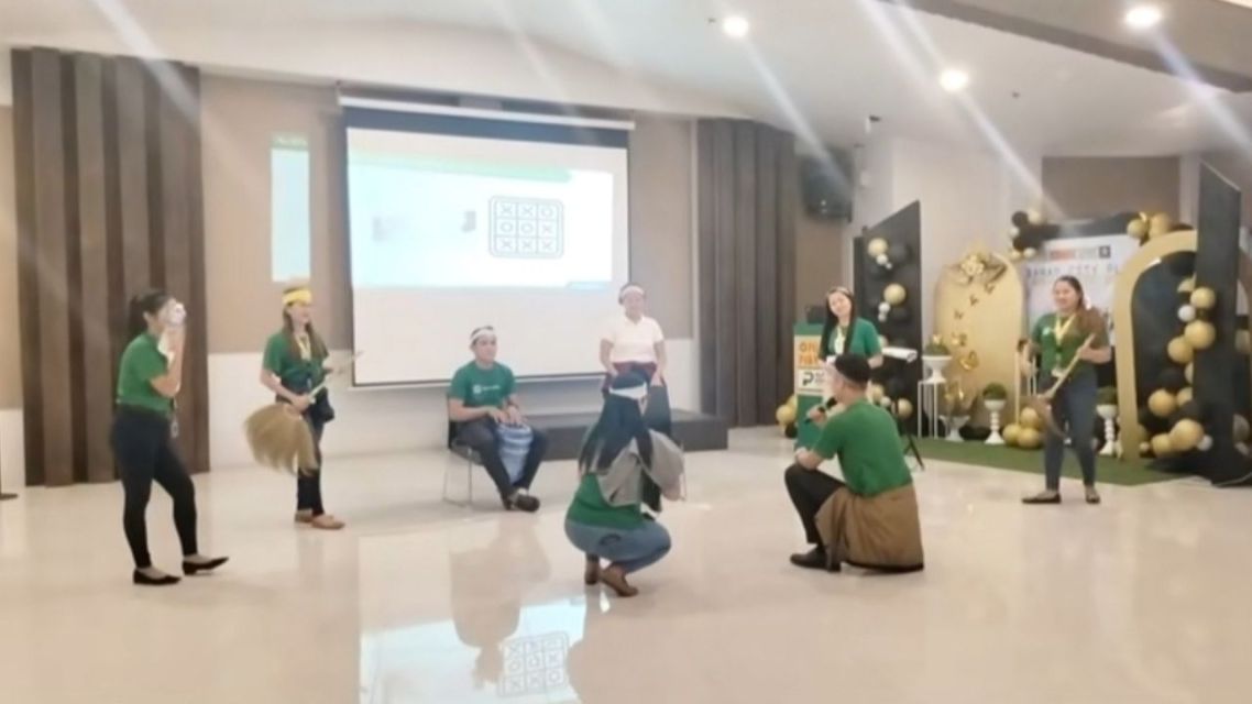 13 Ide Lomba 17 Agustus di Kantor yang Seru, Kreatif, dan Bikin HUT RI 2026 Makin Meriah 26 Ide Lomba 17 Agustus di Kantor yang Seru (12)