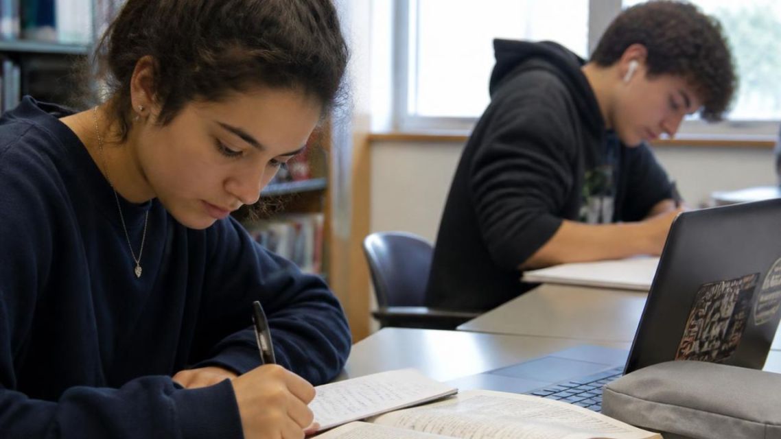 Jangan Langsung Submit! Cek Plagiarisme Tugas Dulu Biar Nggak Kena Masalah 14 Cara membuat tulisan tugas tetap orisinal