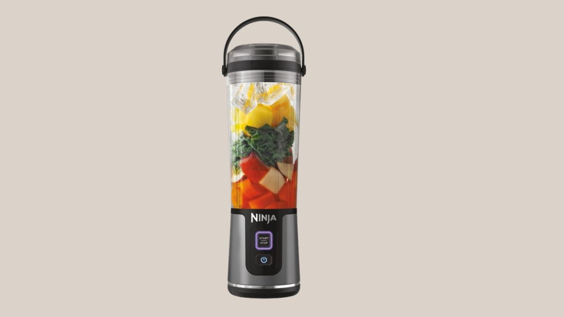 11 Rekomendasi Blender Portable, Praktis Bikin Jus di Mana Saja 18