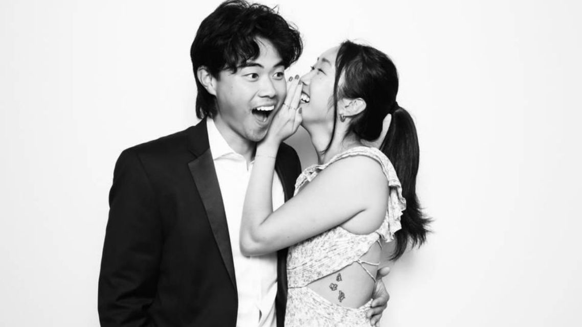 13 Ide Photobox Couple, Anti Mati Gaya saat Foto Bareng 21 Ide photobox couple (7)