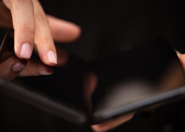 iPhone Duo Bikin Tren HP Lipat Makin Ramai, Ini yang Berubah di 2026 7 tren hp lipat bukan lagi gimmick
