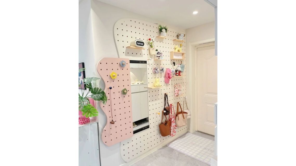 11 Ide Wall Panel Ruangan Estetik yang Bikin Rumahmu Makin Kece 20 Ide wallboard ruangan (8)