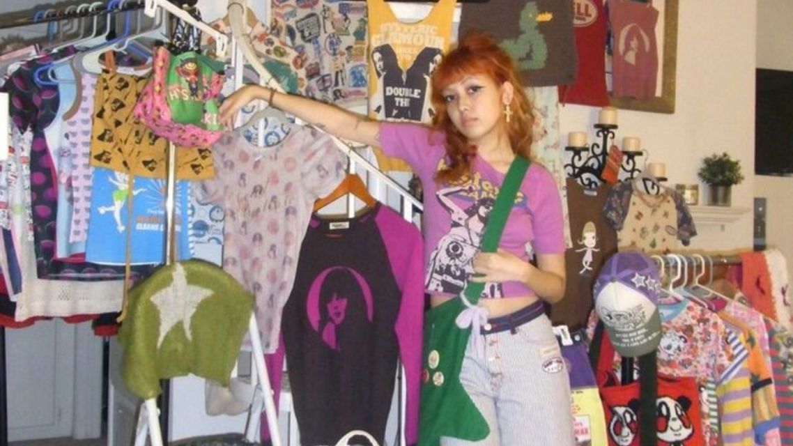 Dulu Malu, Sekarang Bangga: Kenapa Thrifting Masih Jadi Pilihan Anak Muda di 2026? 9 thrifting 2026