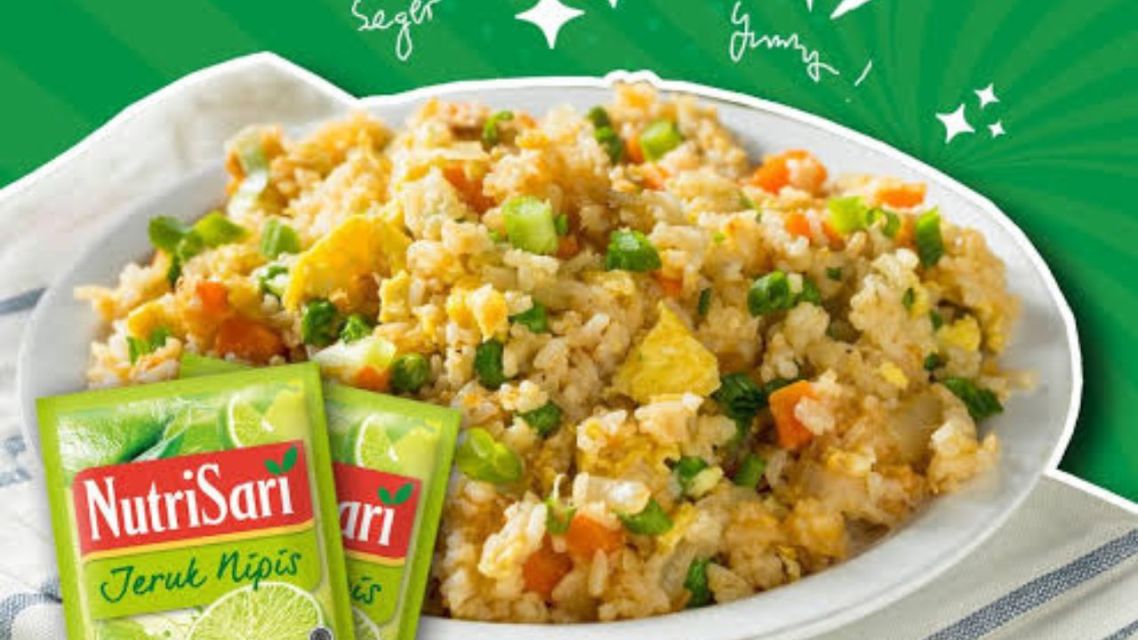 16 Sekte Makanan Absurd ala Netizen +62, dari Masih Masuk Akal sampai Bikin Geleng-Geleng! 25 Nasi goreng yang dibumbui bubuk Nutrisari jeruk nipis